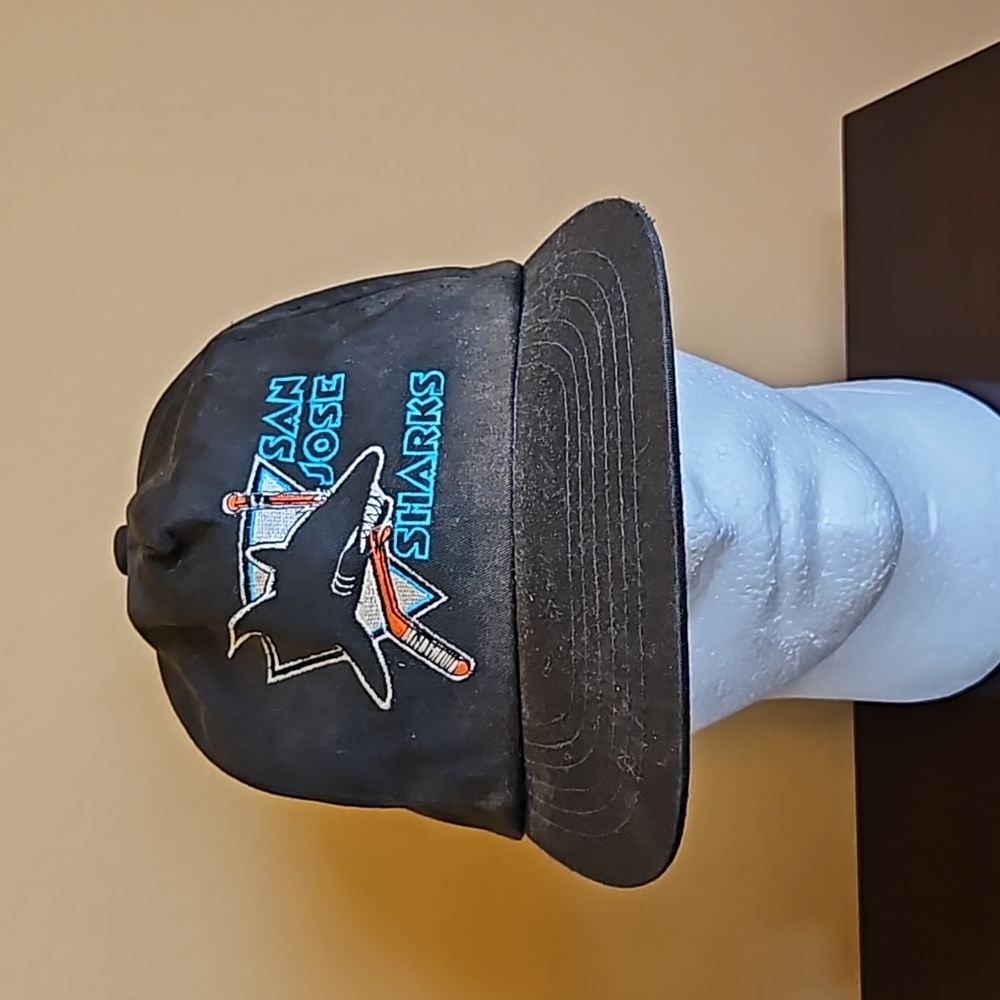 VINTAGE SAN JOSE SHARKS HAT CAP NHL BLACK EXTRA LARGE ADJUSTABLE STRAP H…